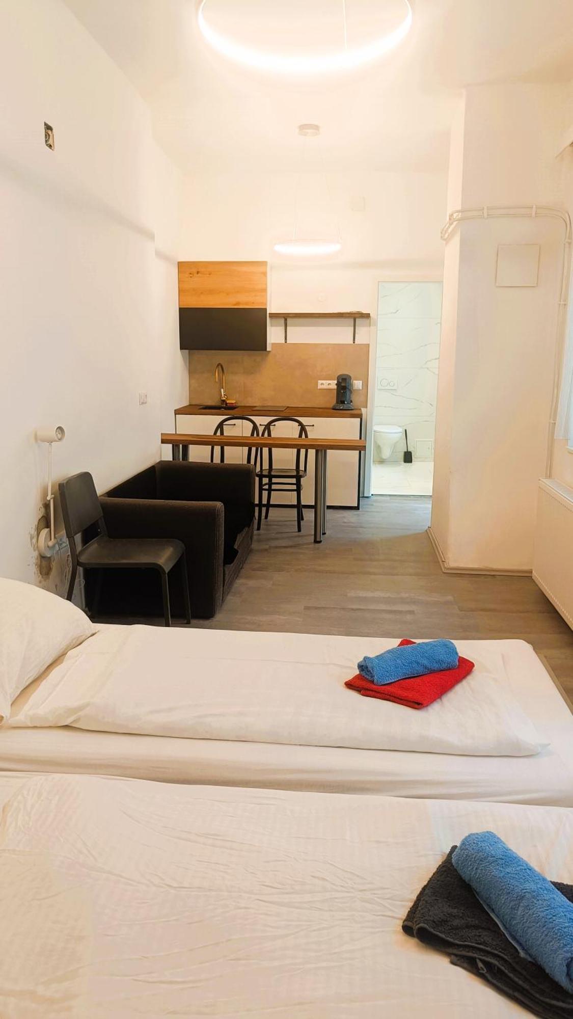 Townhouse Citycenter Klagenfurt am Woerthersee Kültér fotó