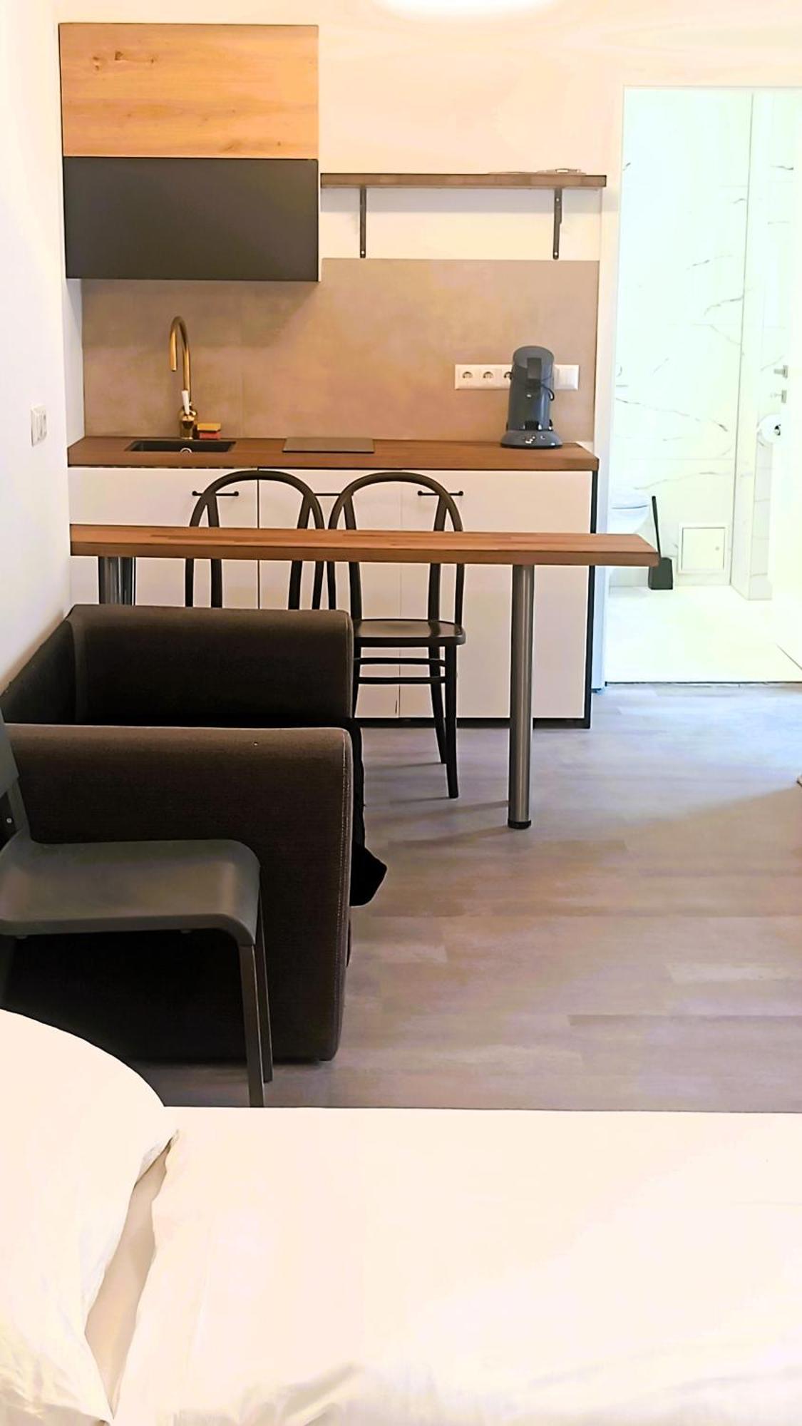Townhouse Citycenter Klagenfurt am Woerthersee Kültér fotó